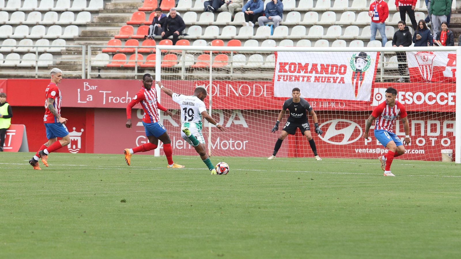 Las fotos del Algeciras-Antequera de Primera Federación