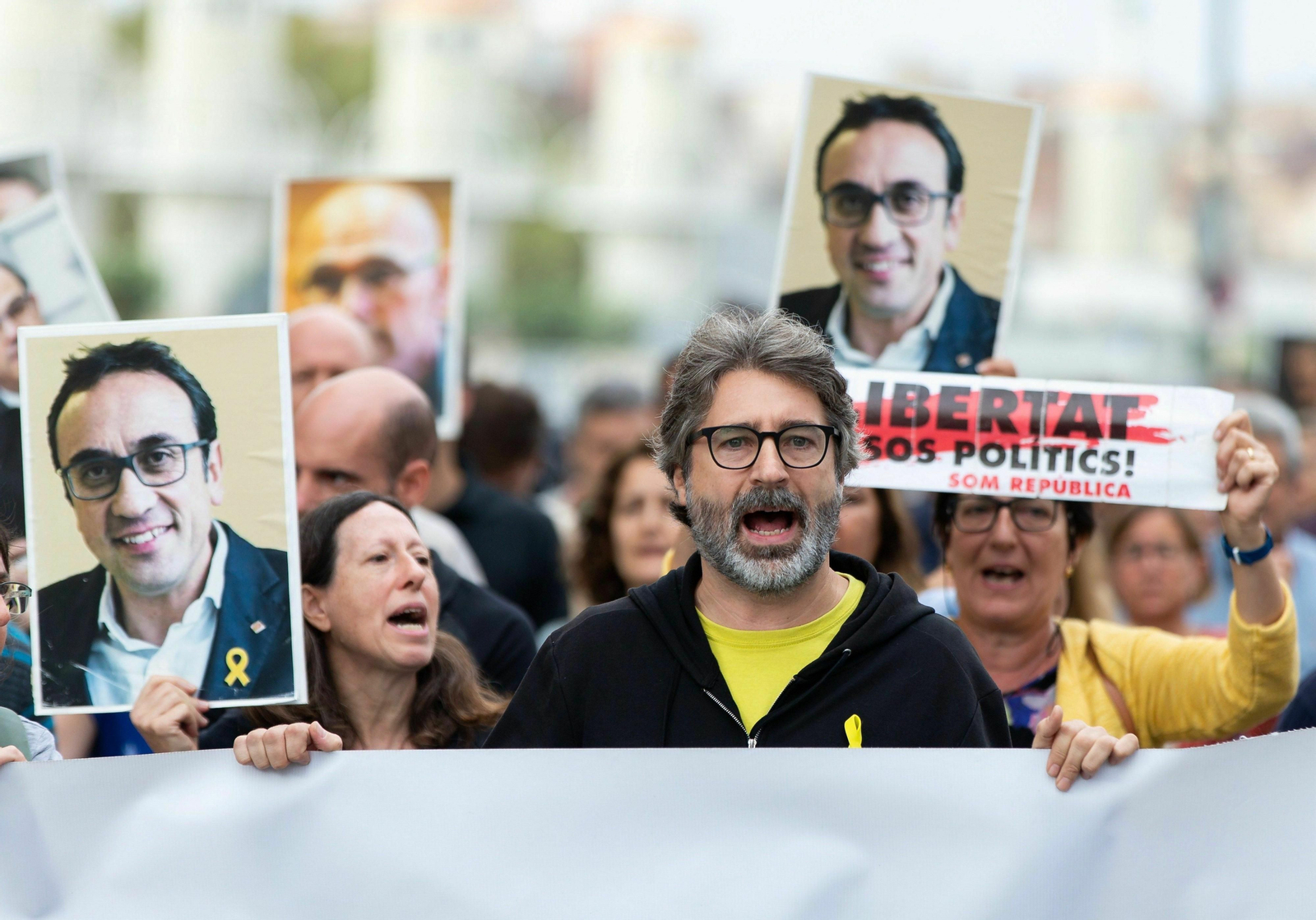 Los independentistas salen a las calles de Barcelona para protestar por la sentencia del 'procés'