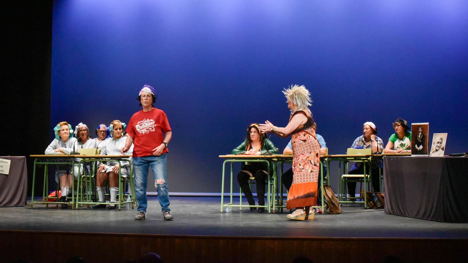 Las fotos de Generación EGB en La Línea a cargo de Las Chicas de Oro de Canonja