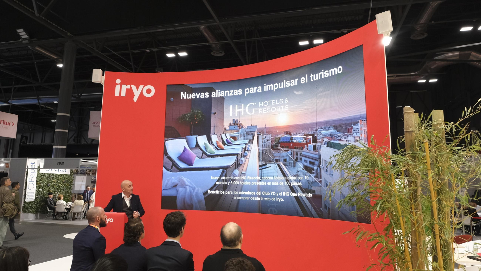 Las imágenes del segundo día de FITUR 2025, en Madrid