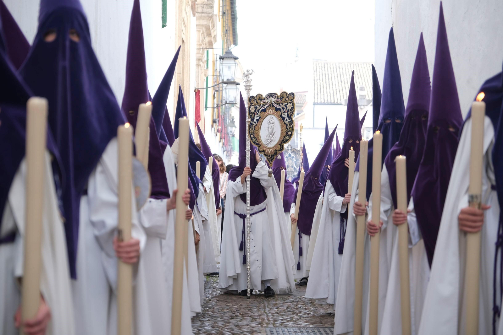 Martes Santo en Córdoba: la procesión de La Sangre, en imágenes