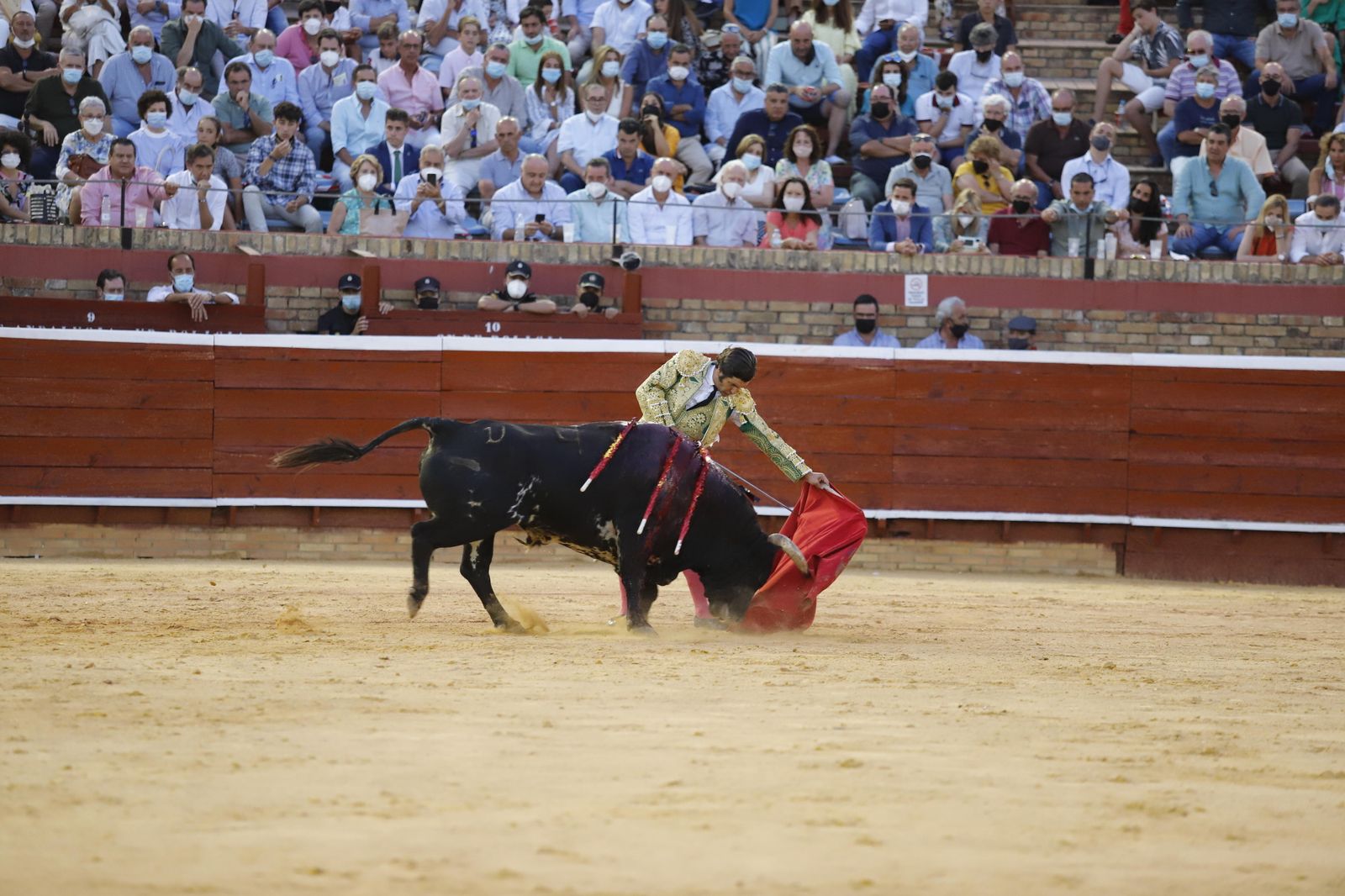 Morante de la Puebla en una de sus faenas.