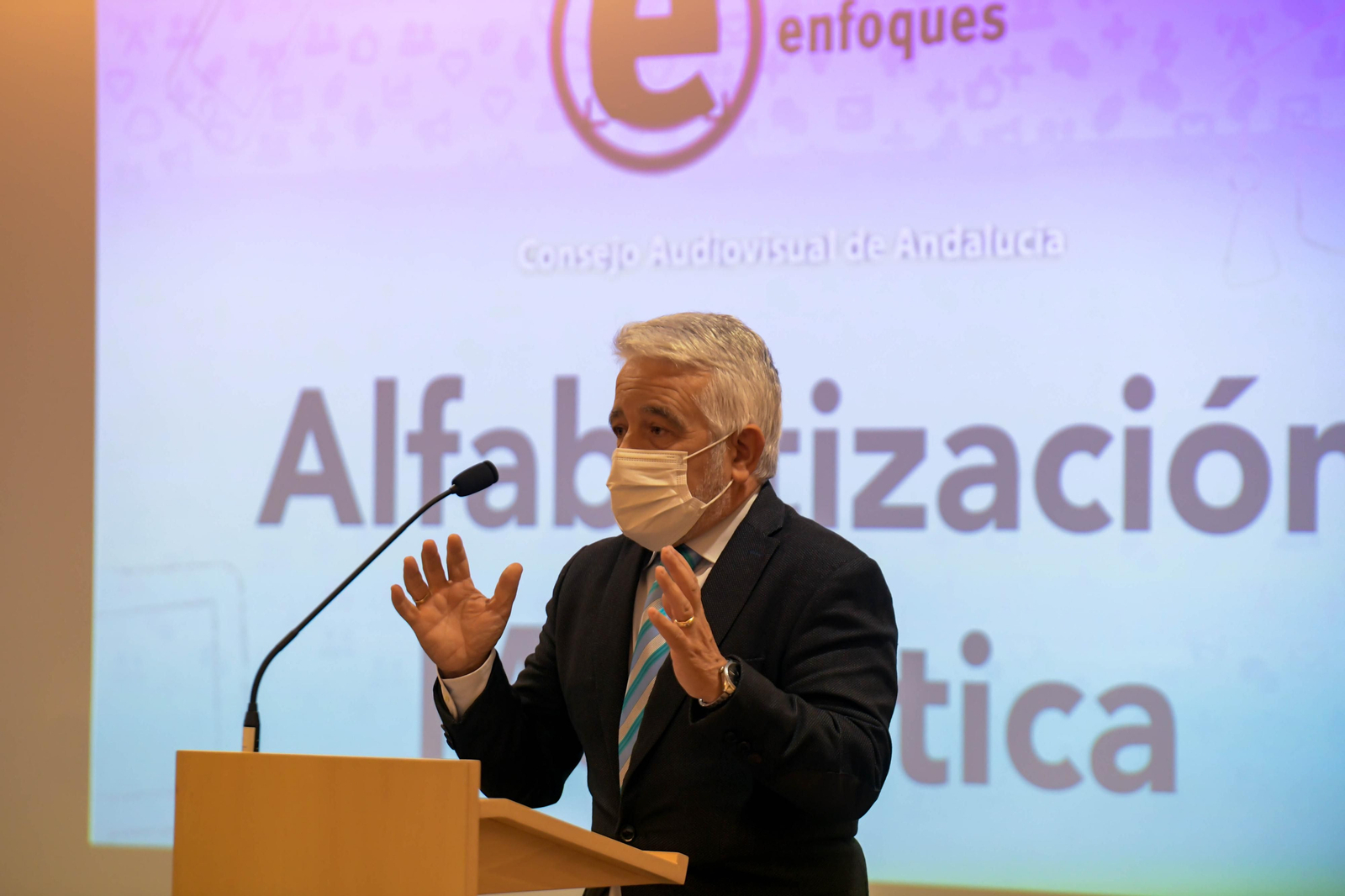 El foro 'Enfoques' sobre alfabetización mediática celebrado en Granada, en imágenes