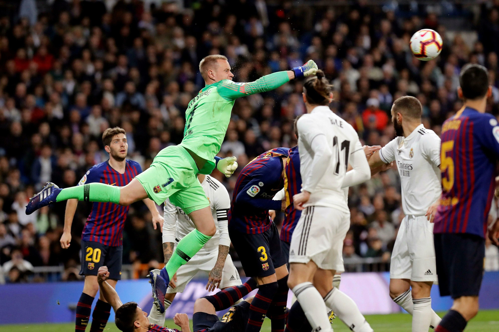 Las imágenes del Real Madrid-Barcelona