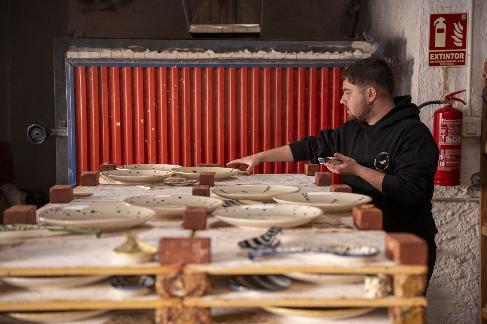 Viaje al centro del corazón alfarero de Níjar, en imágenes