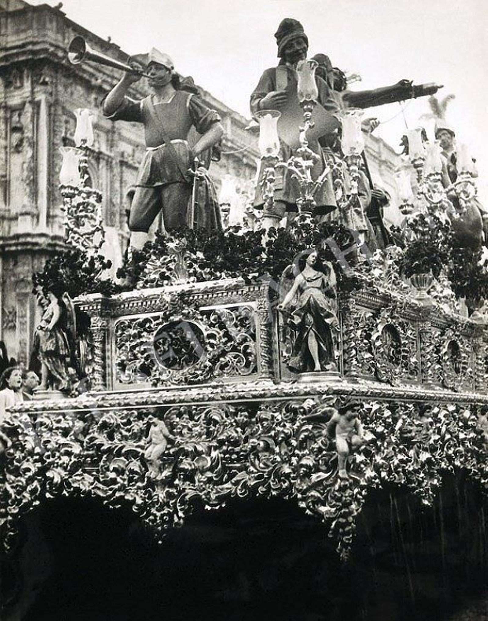 El paso de la Exaltación antes de 1960.