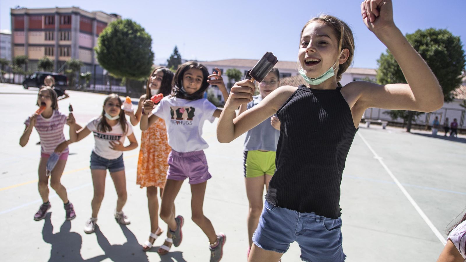 Jornada lúdica en el patio.