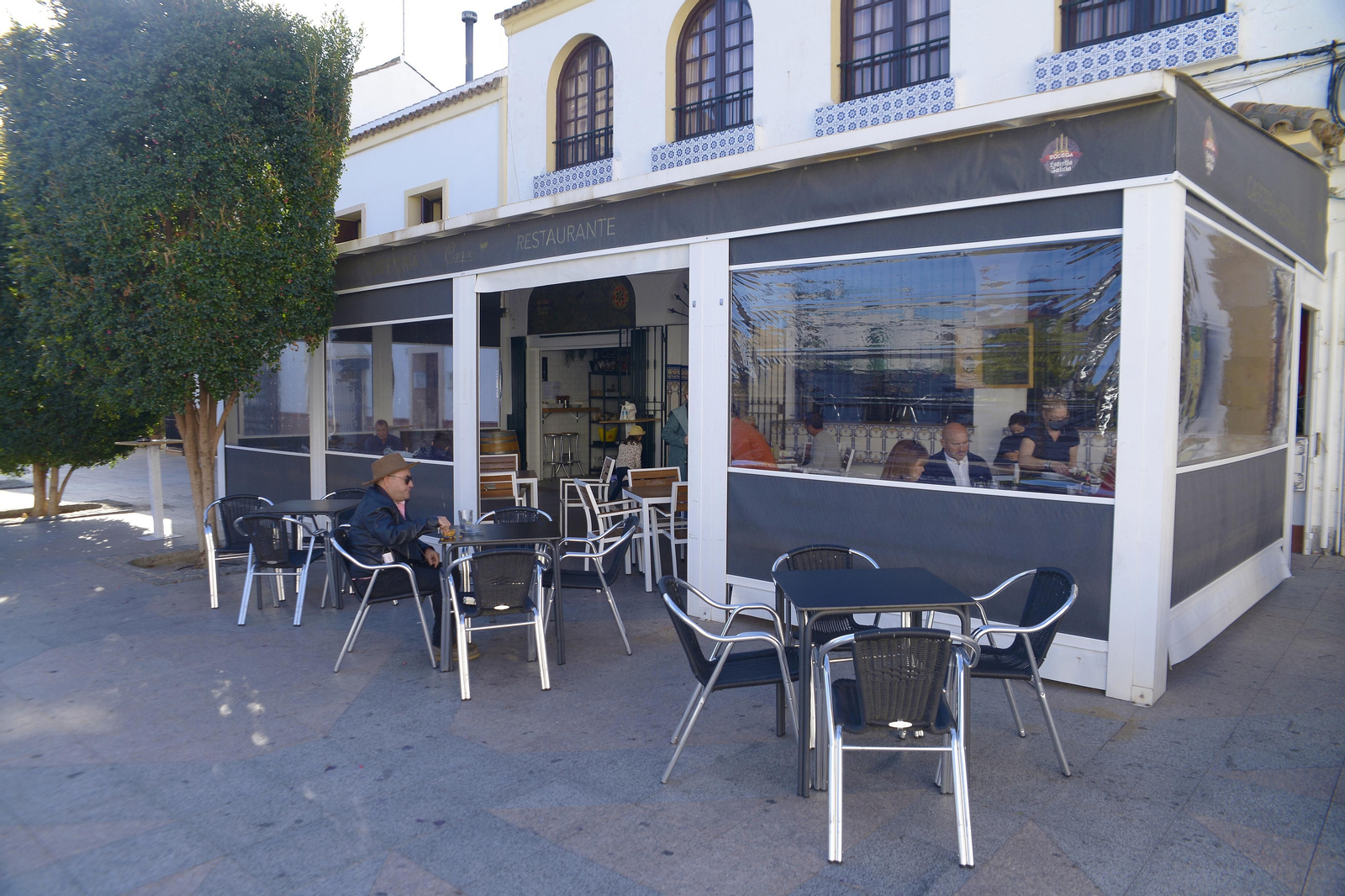 Fotos de ambiente en las calles y plazas de Los Barrios