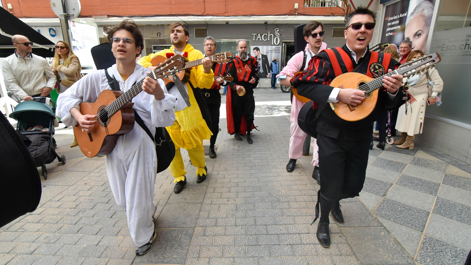 Pasacalles del Certamen de Tunas en Algeciras