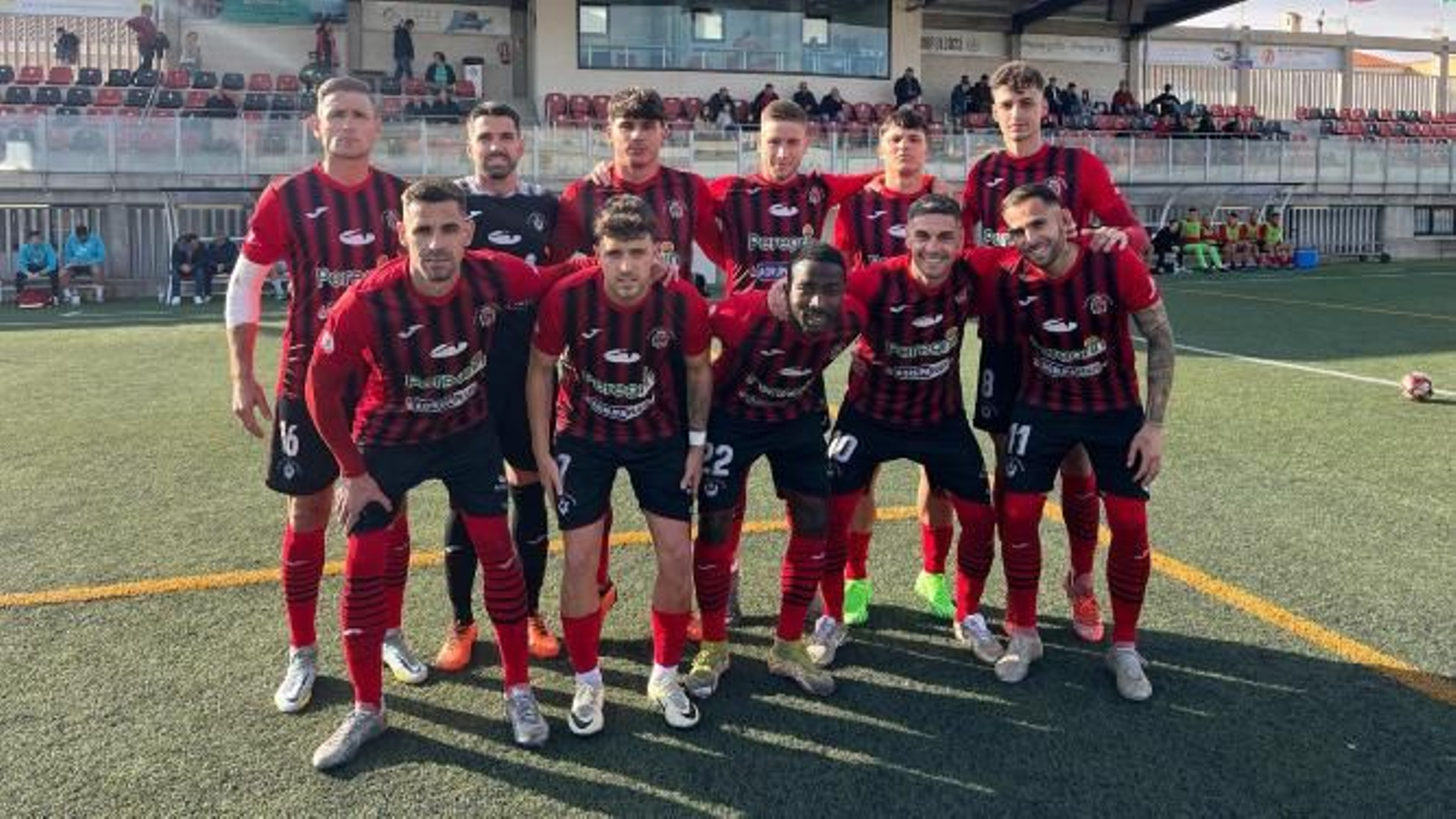 Once inicial del conjunto de Paco Jurado en su duelo liguero en el Municipal San Miguel.