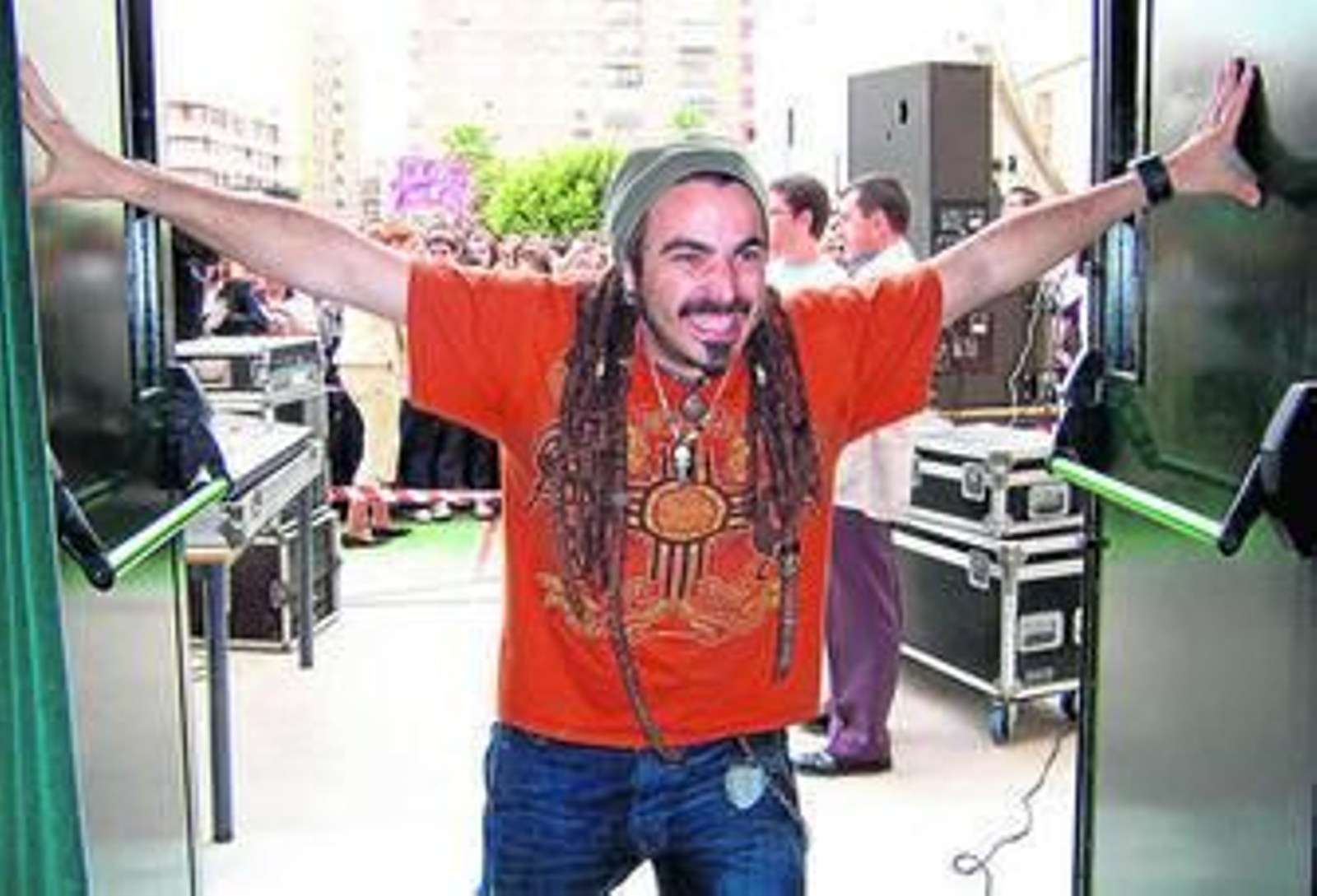 Huecco durante su última actuación en Almería, en el colegio La Salle.