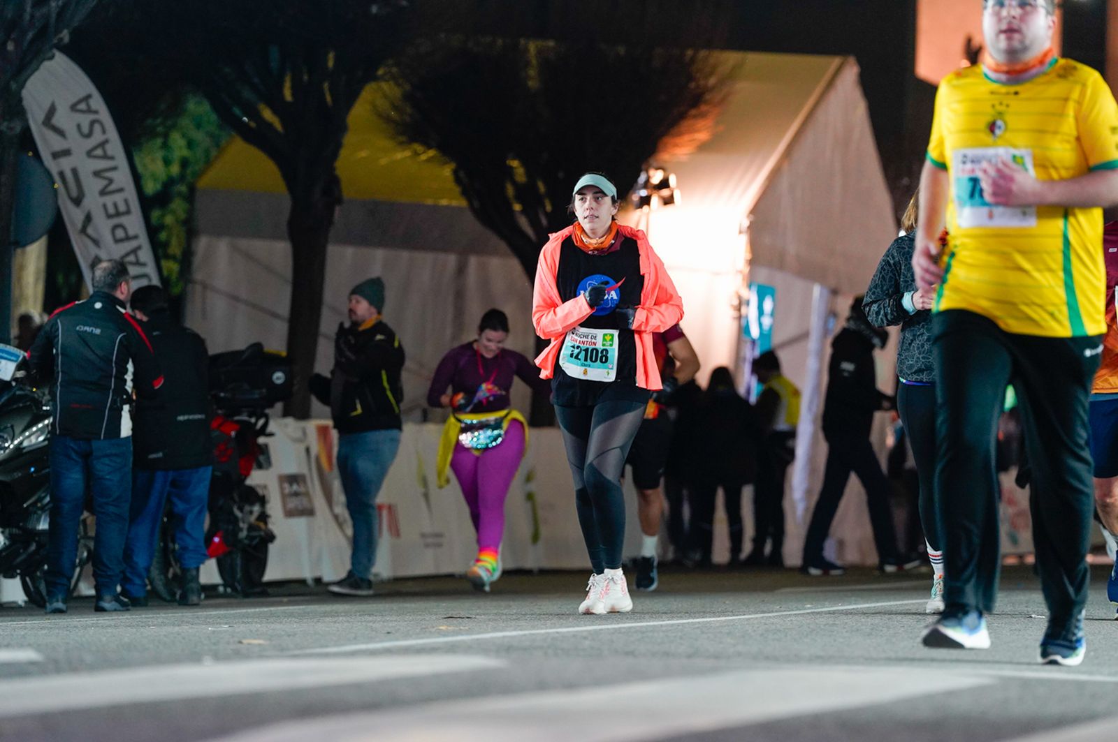 En imágenes: búscate en tu llegada a meta de la Carrera de San Antón 2026 (4)