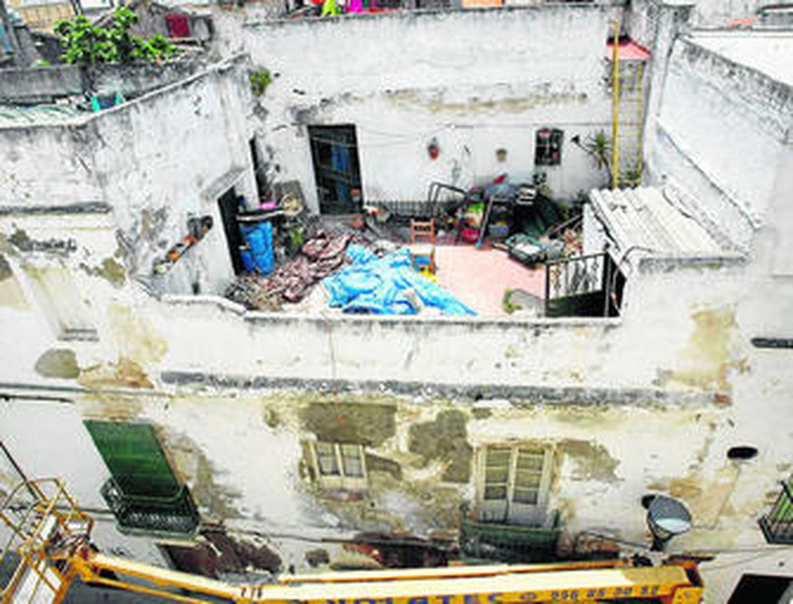 Imagen de la finca situada enfrente del número 4 de la calle Santa María.