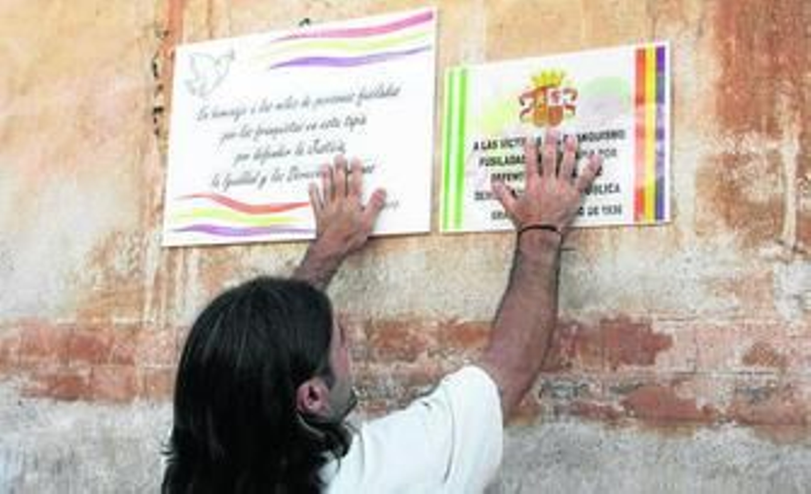 La tapia del cementerio iba a ser declarada Sitio Histórico por la Junta pero el procesó se paralizó hace unos meses.