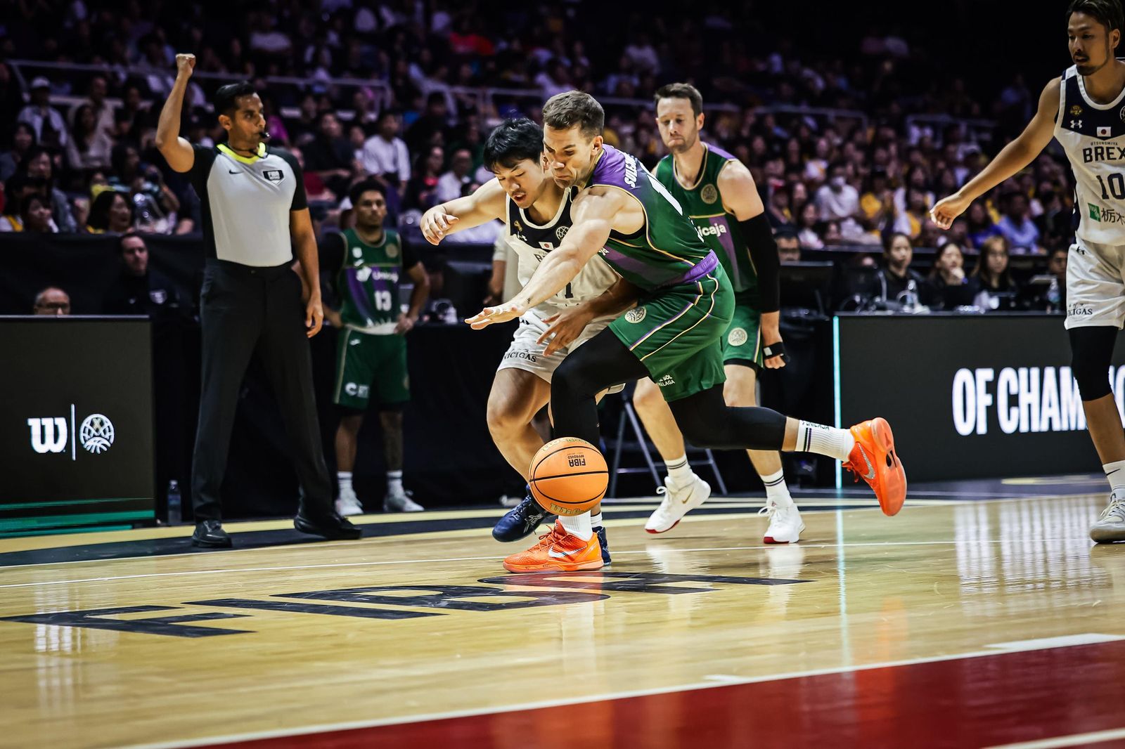 Las fotos del Utsunomiya Brex - Unicaja de la Copa Intercontinental
