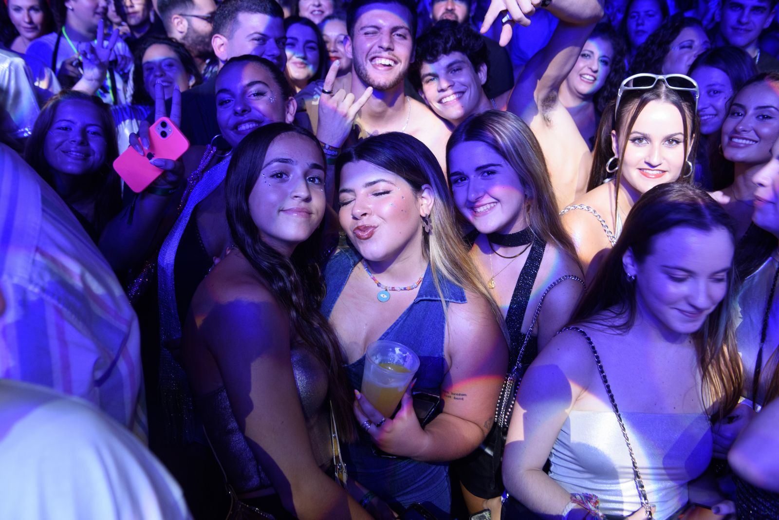 Búscate en el concierto de Rauw Alejandro en la cartuja