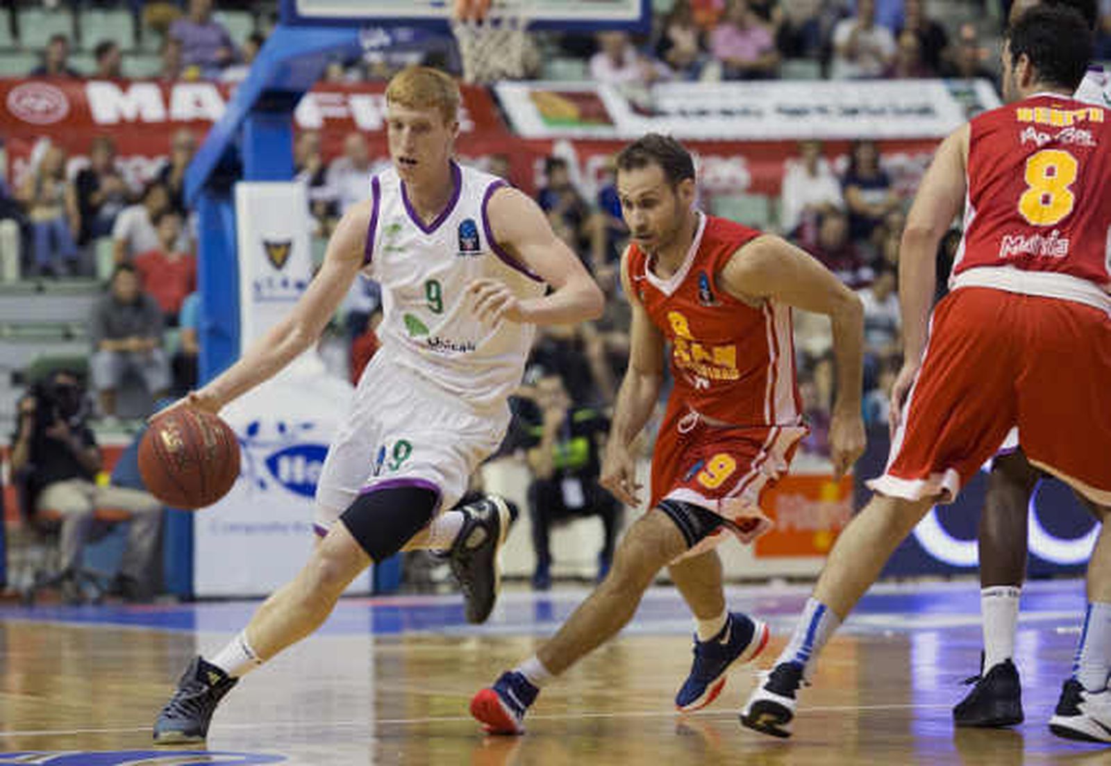 Respeten la Eurocup (83-75)