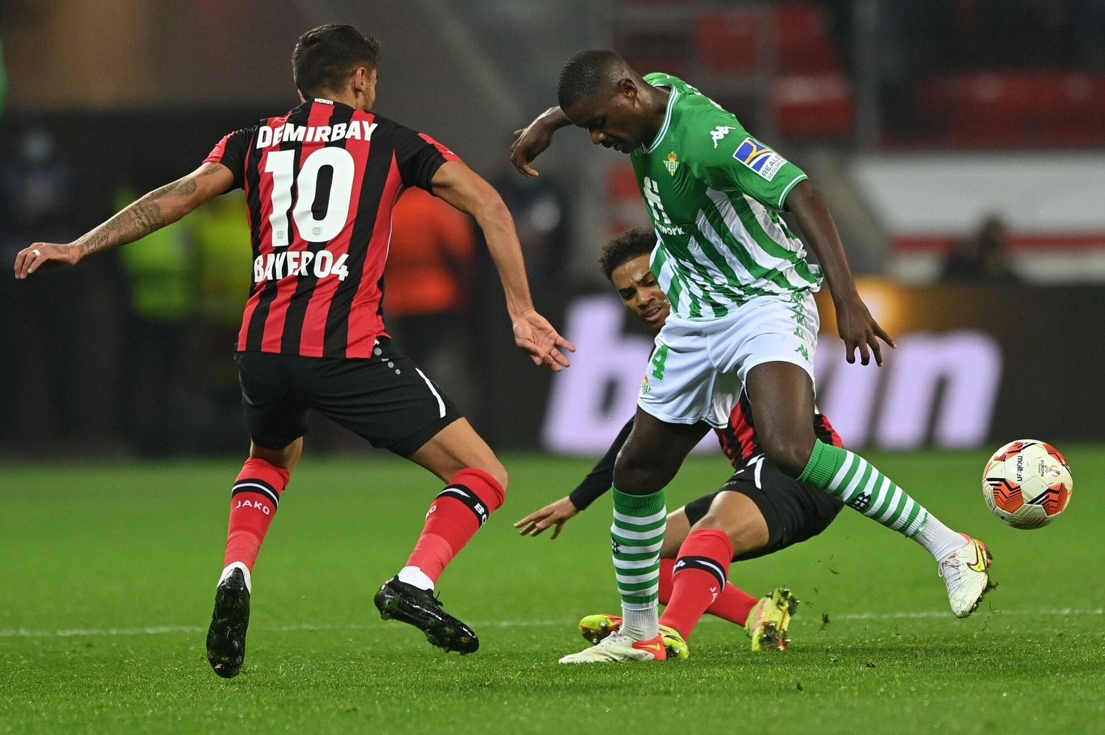 Las imágenes del Bayer Leverkusen-Betis