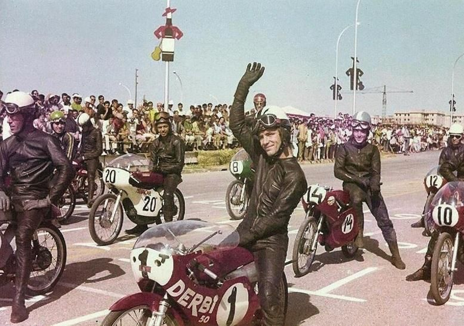 La vida de Ángel Nieto, en imágenes