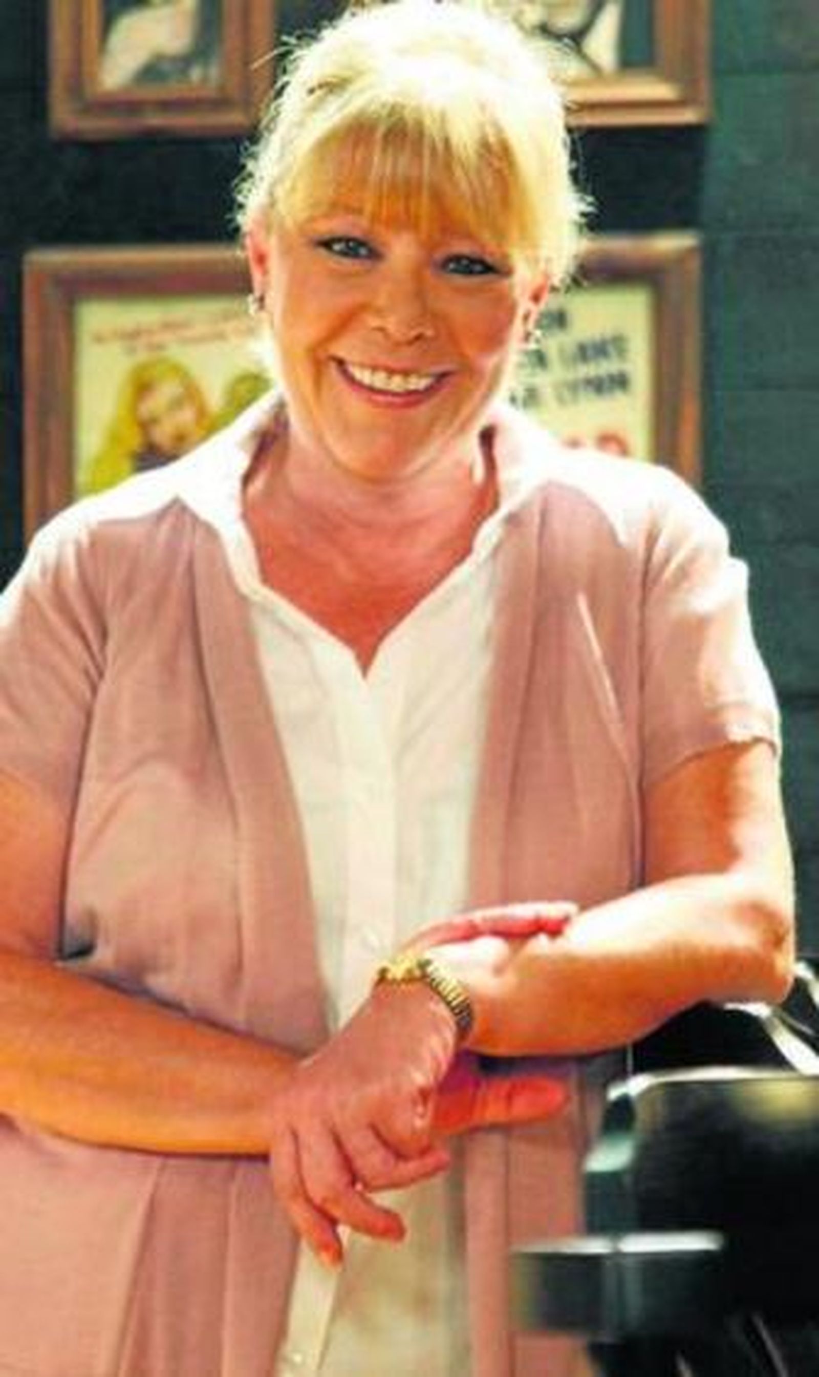 María Garralón en su papel del serial 'Arrayán', en Canal Sur.