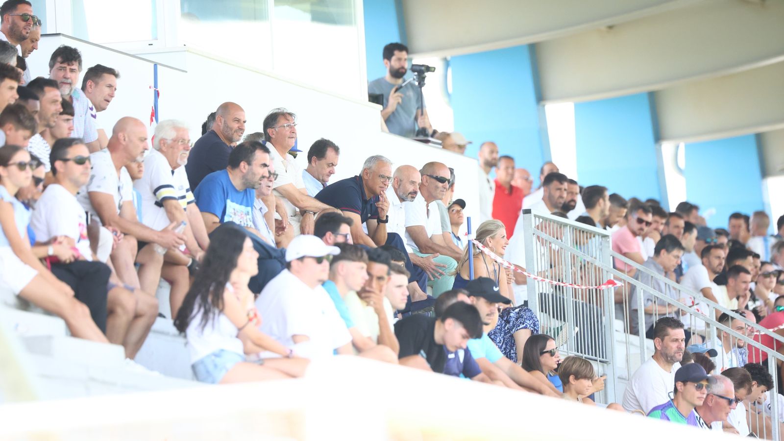 Las fotos del histórico primer partido oficial en La Academia del Málaga CF