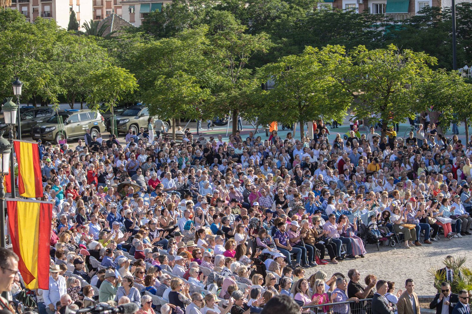 Las bandas de música se lucen antes del Día de las Fuerzas Armadas en Granada