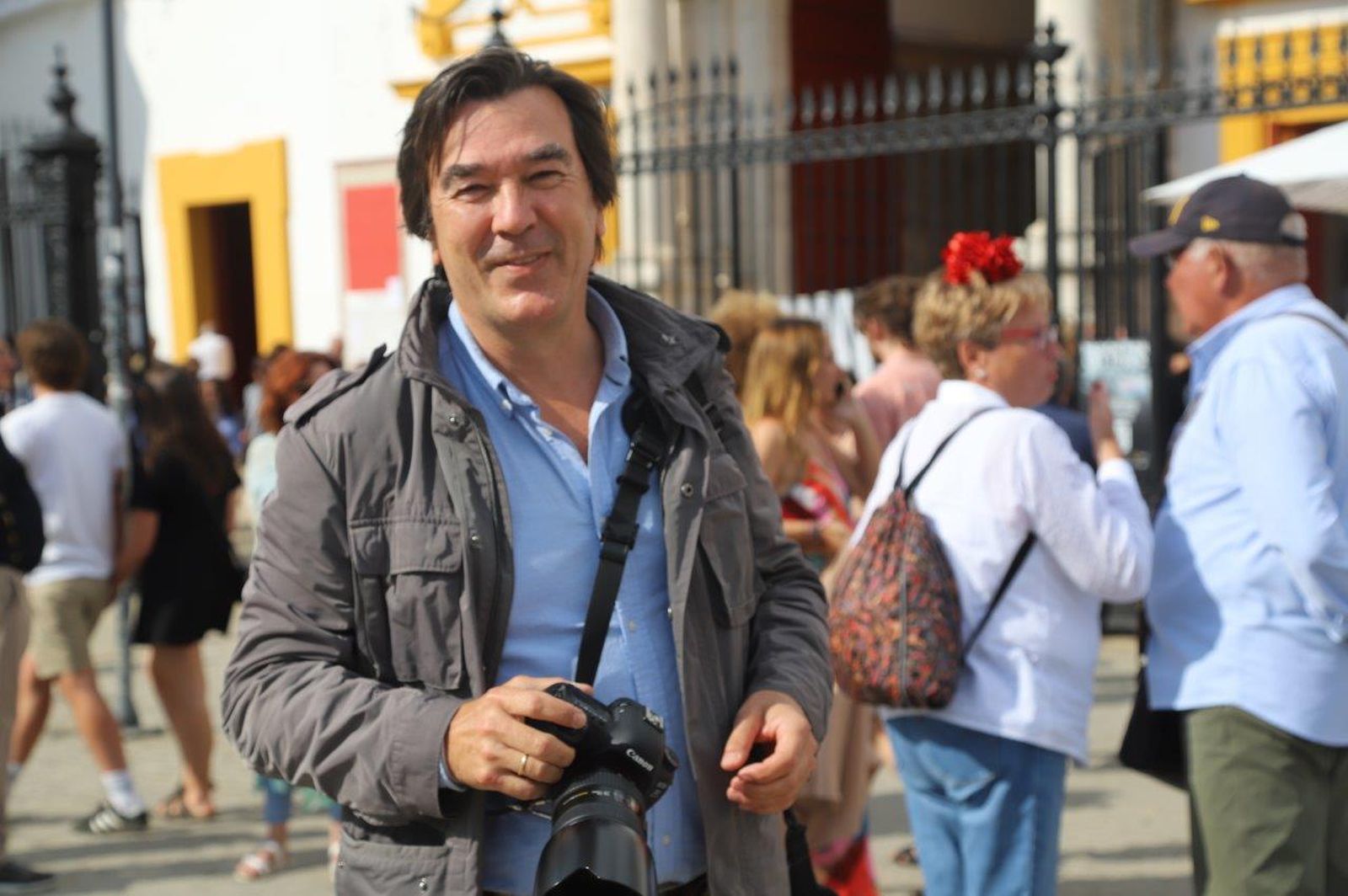 Famosos y autoridades en la Maestranza el martes de Feria de Abril