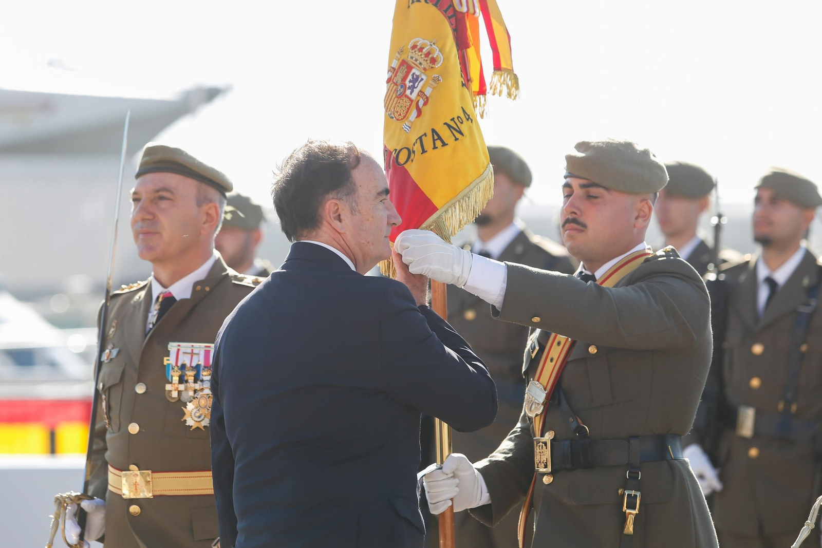 Las fotos de la jura de bandera civil en Tarifa