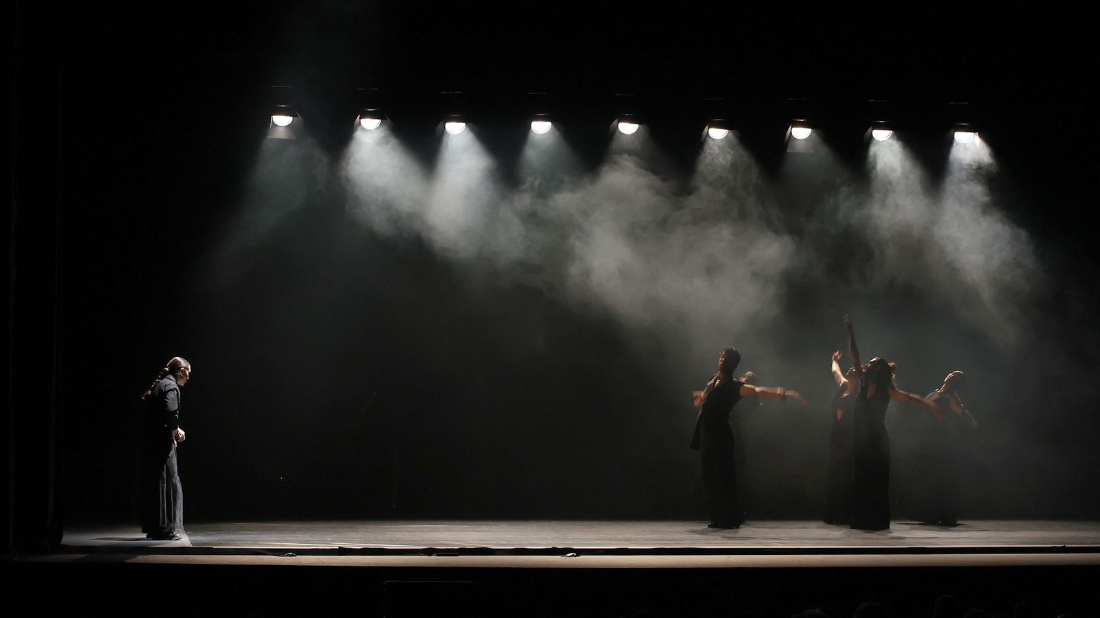 Compañía David Coria 'Los bailes robados' en el Teatro Villamarta para el Festival de Jerez