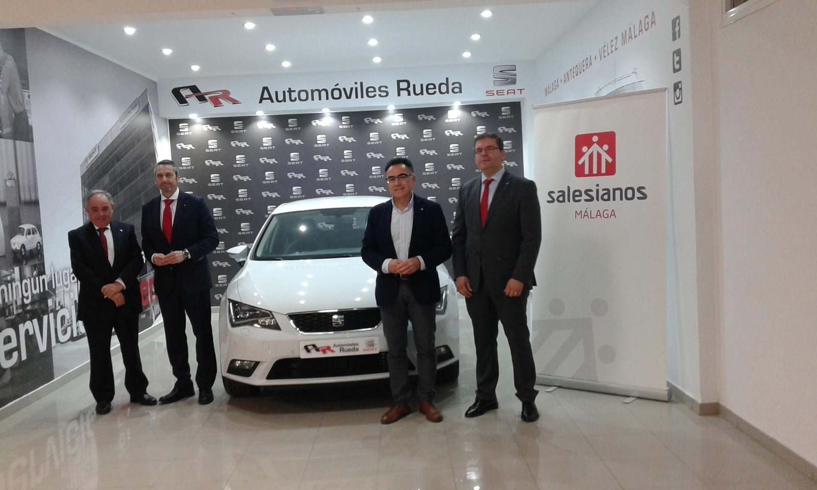 El vehículo donado al colegio.