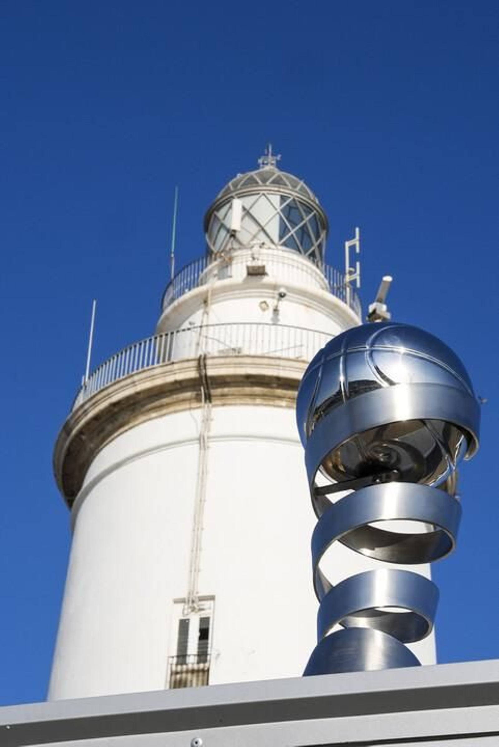 El trofeo de la Supercopa ACB se deja ver por Málaga