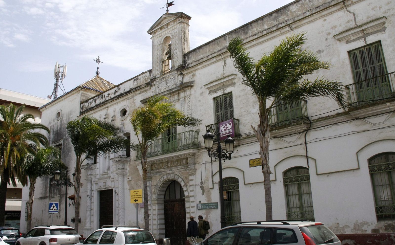 Una imagen de la fachada del antiguo hospital San Juan de Dios, un edificio de propiedad municipal desde la época de la desamortización de Mendizábal.
