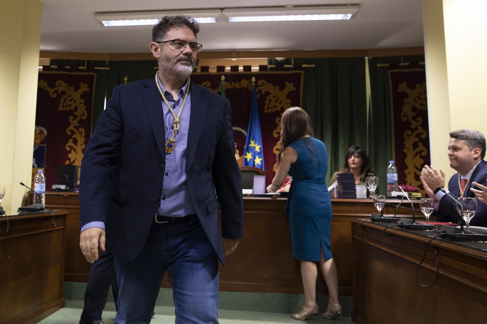 La constitución de los Ayuntamientos de Granada, en imágenes