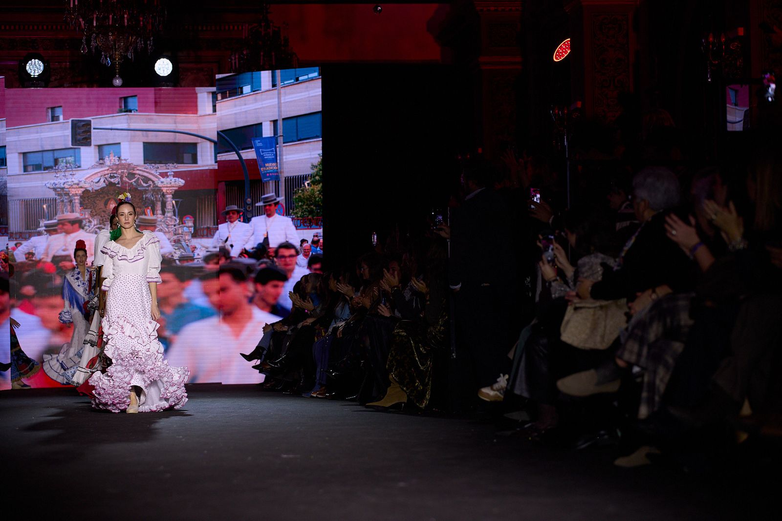 El desfile de Hermandad del Rocio de Sevilla en We Love Flamenco 2026, todas las fotos
