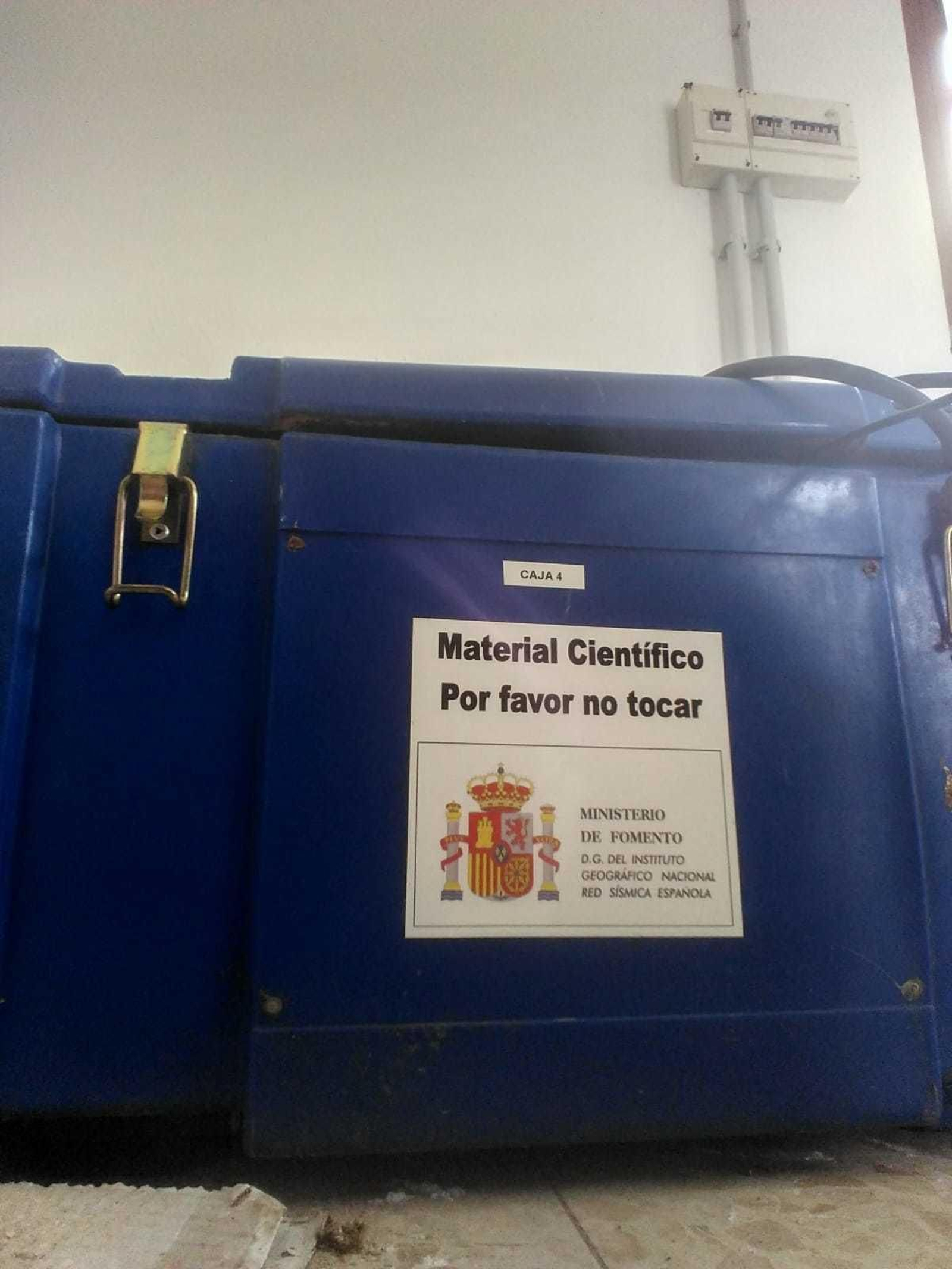 La estación provisional instalada en el Cementerio.