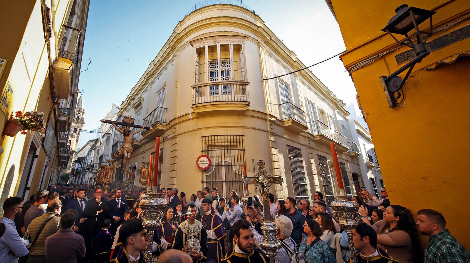 Vía Crucis extraordinario del Santo Crucifijo en Jerez