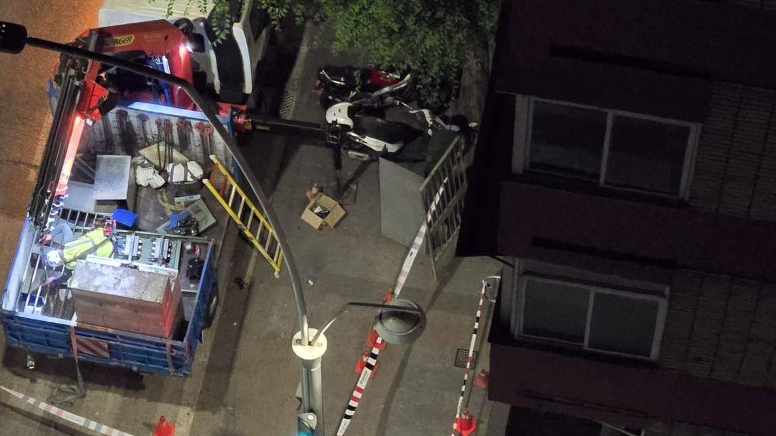 Trabajo de operarios en el Gran Eje.