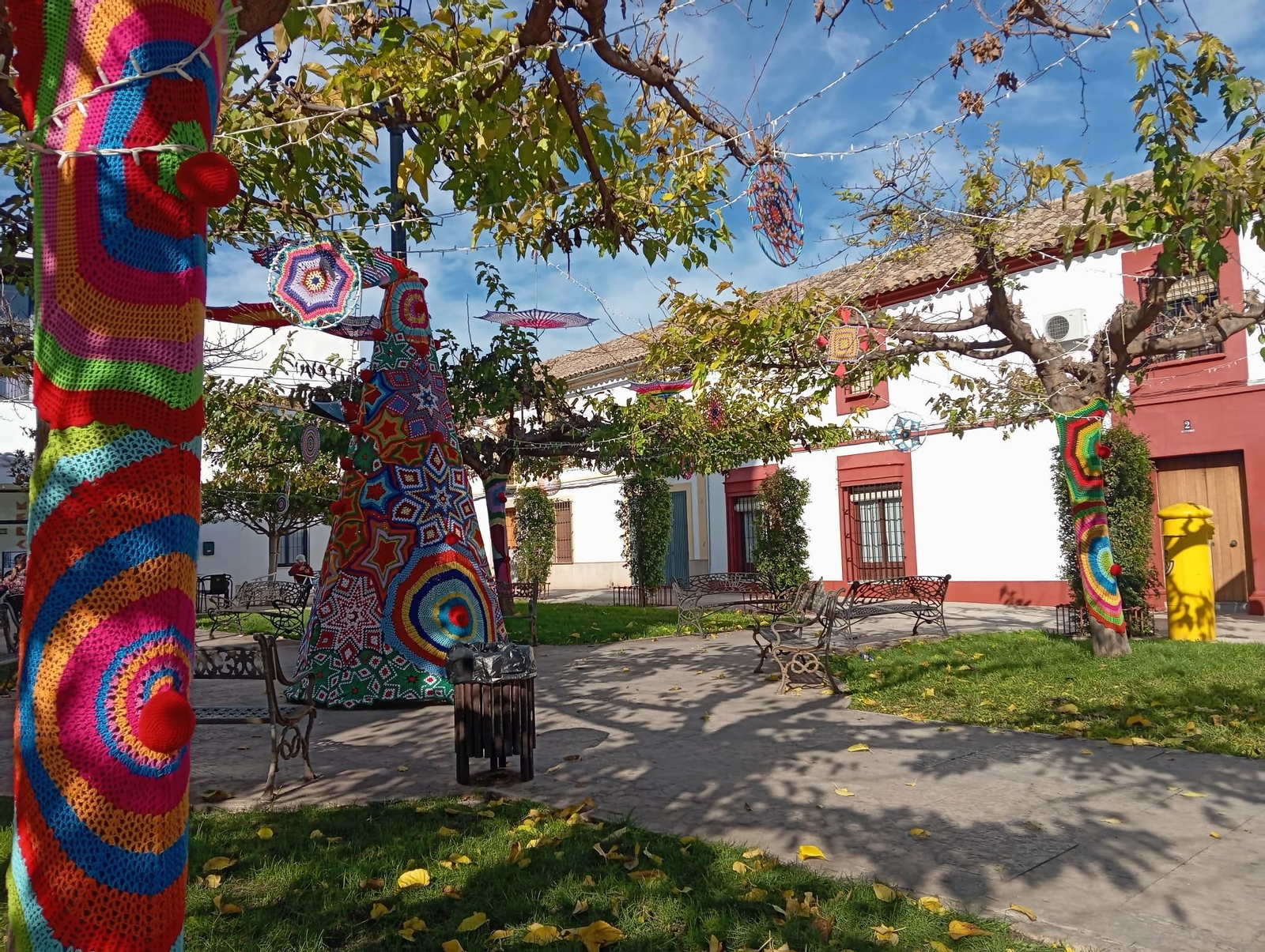 Las calles de Villafranca de Córdoba decoradas por Navidad