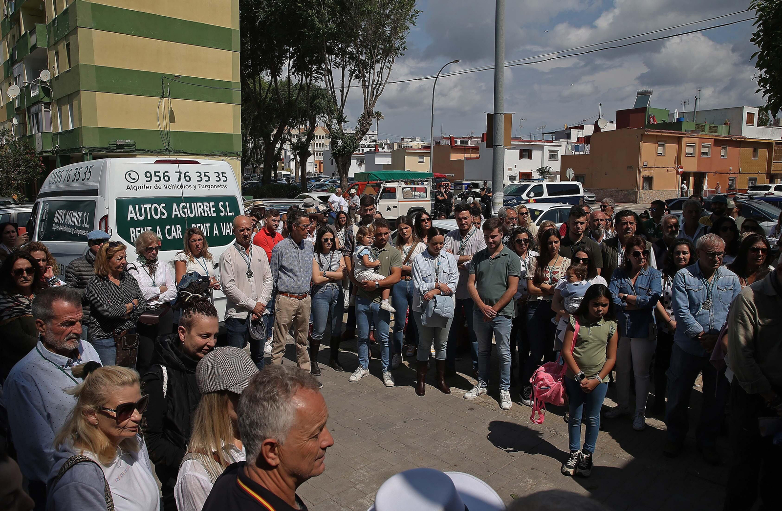El inicio de la peregrinación hacia Almonte de la Hermandad del Rocío de La Línea en imágenes