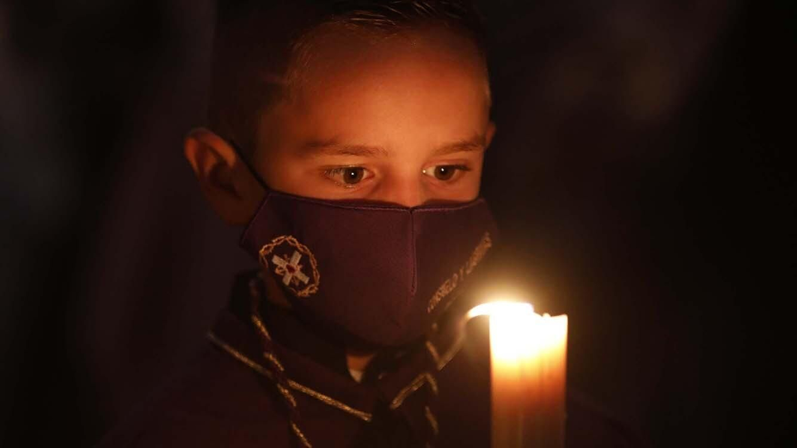 Las imágenes del Miércoles Santo en Tarifa: El Consuelo