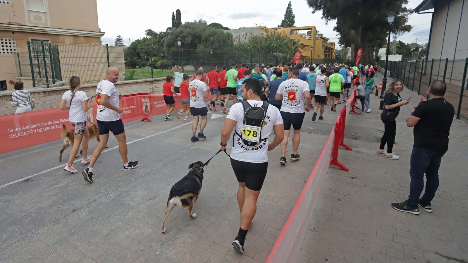 Fotos de la IX Carrera Cívico Militar 'Entre Dos Ciudades'