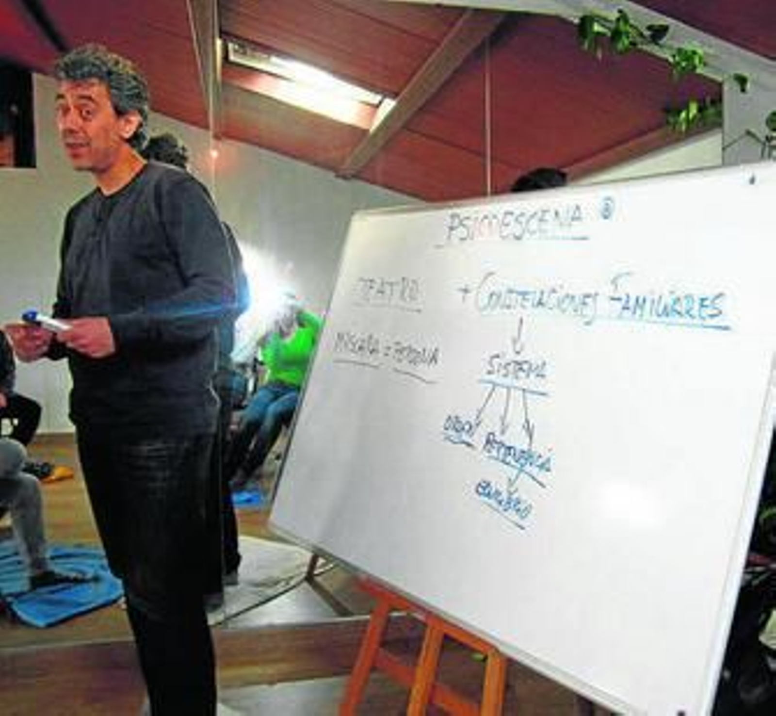 Dorrego durante una de las sesiones del taller.