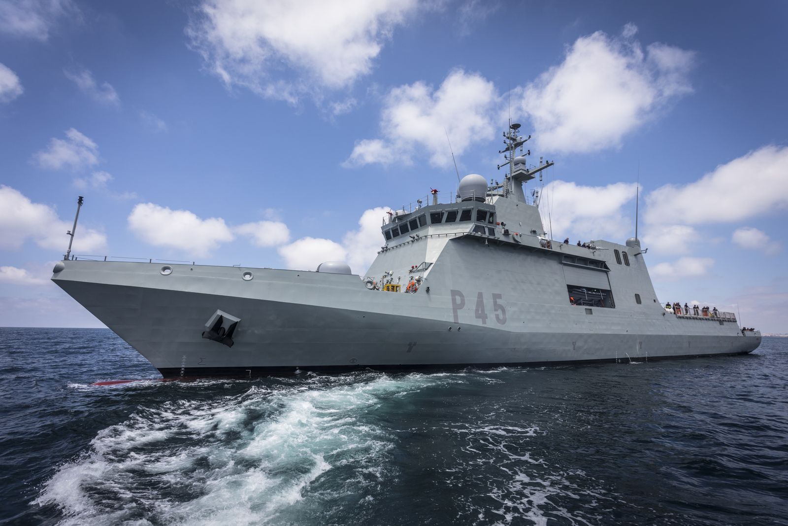 Buque Audaz de la Armada española.