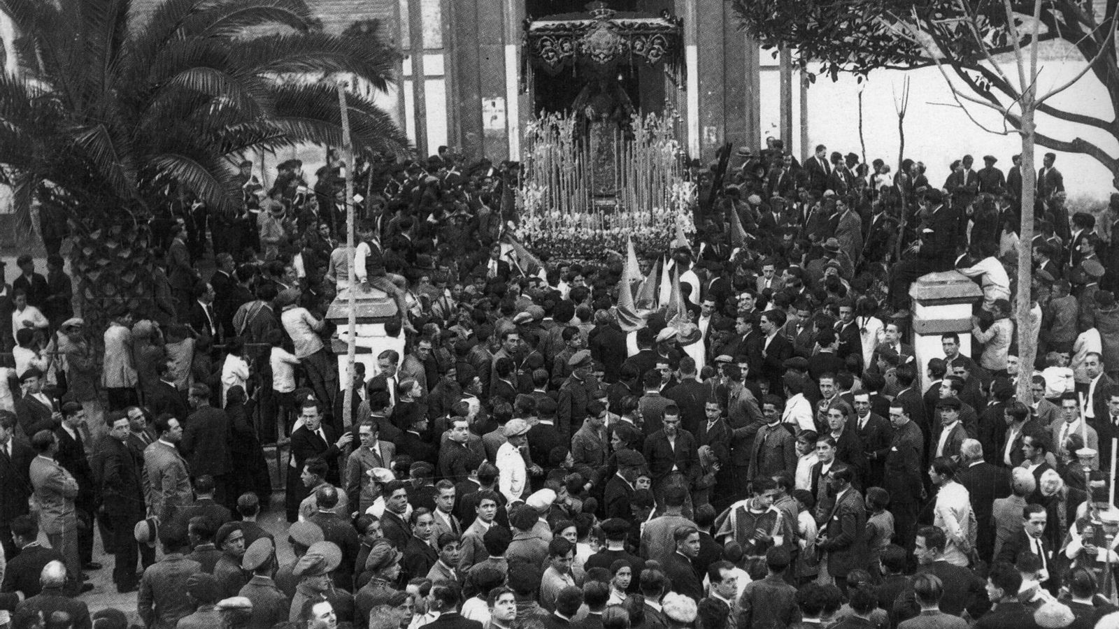 La salida de la Estrella desde San Jacinto el Domingo de Ramos de 1932 fue la última hasta la Semana Santa de 1934.