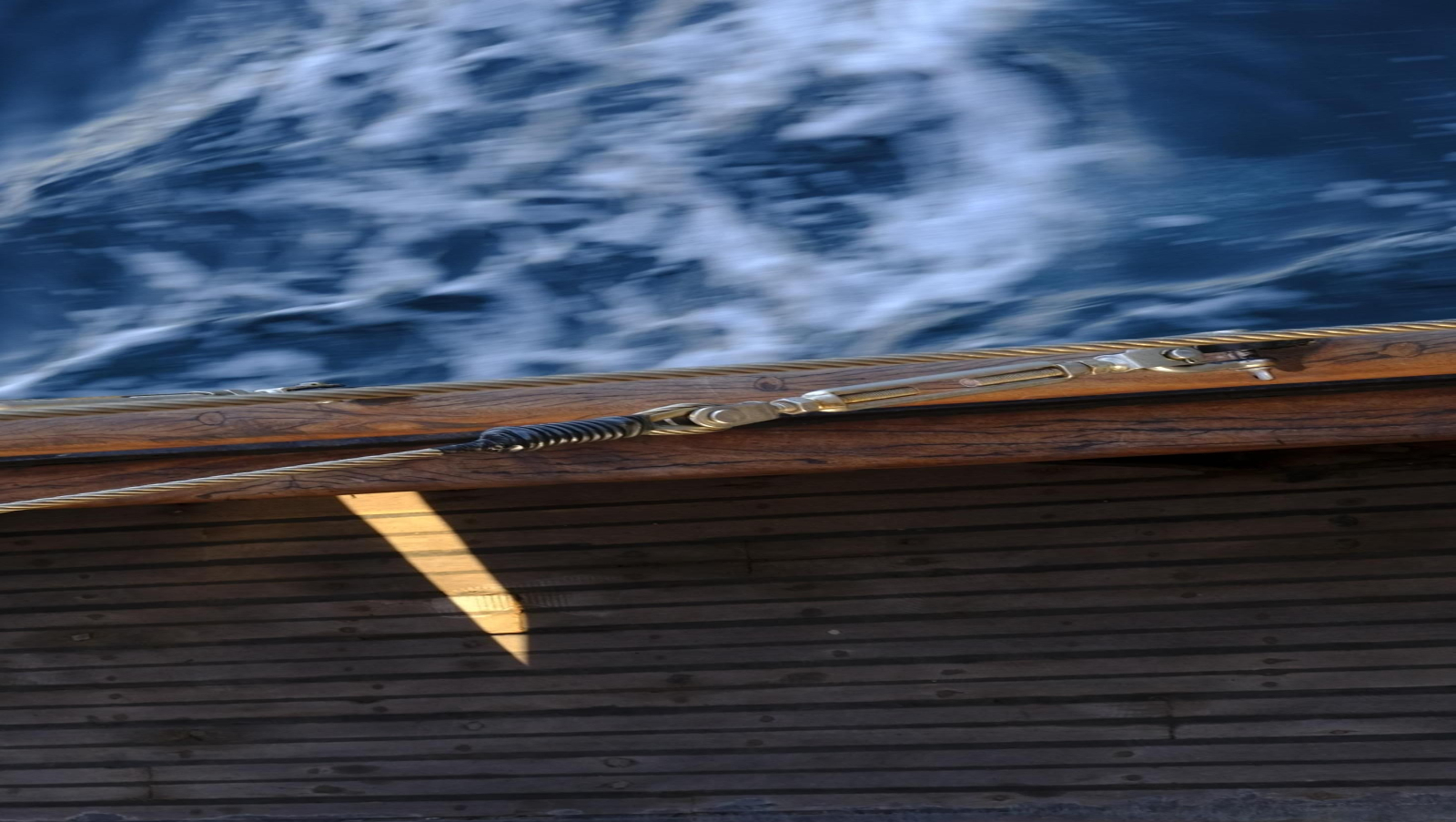 Navega en imágenes en una goleta histórica convertida en barco pirata