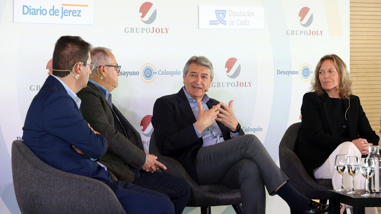 Desayuno coloquio "Retos y oportunidades del sector primario den la provincia de Cádiz" en Bodegas Luis Pérez en Jerez