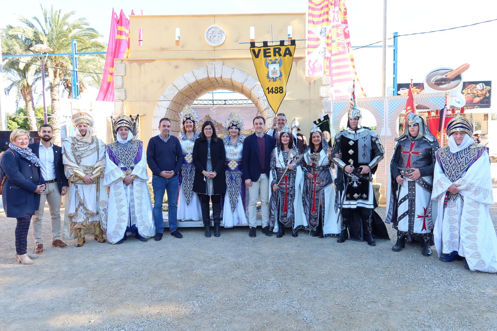 Vera representó la toma de la ciudad por los Reyes Católicos.