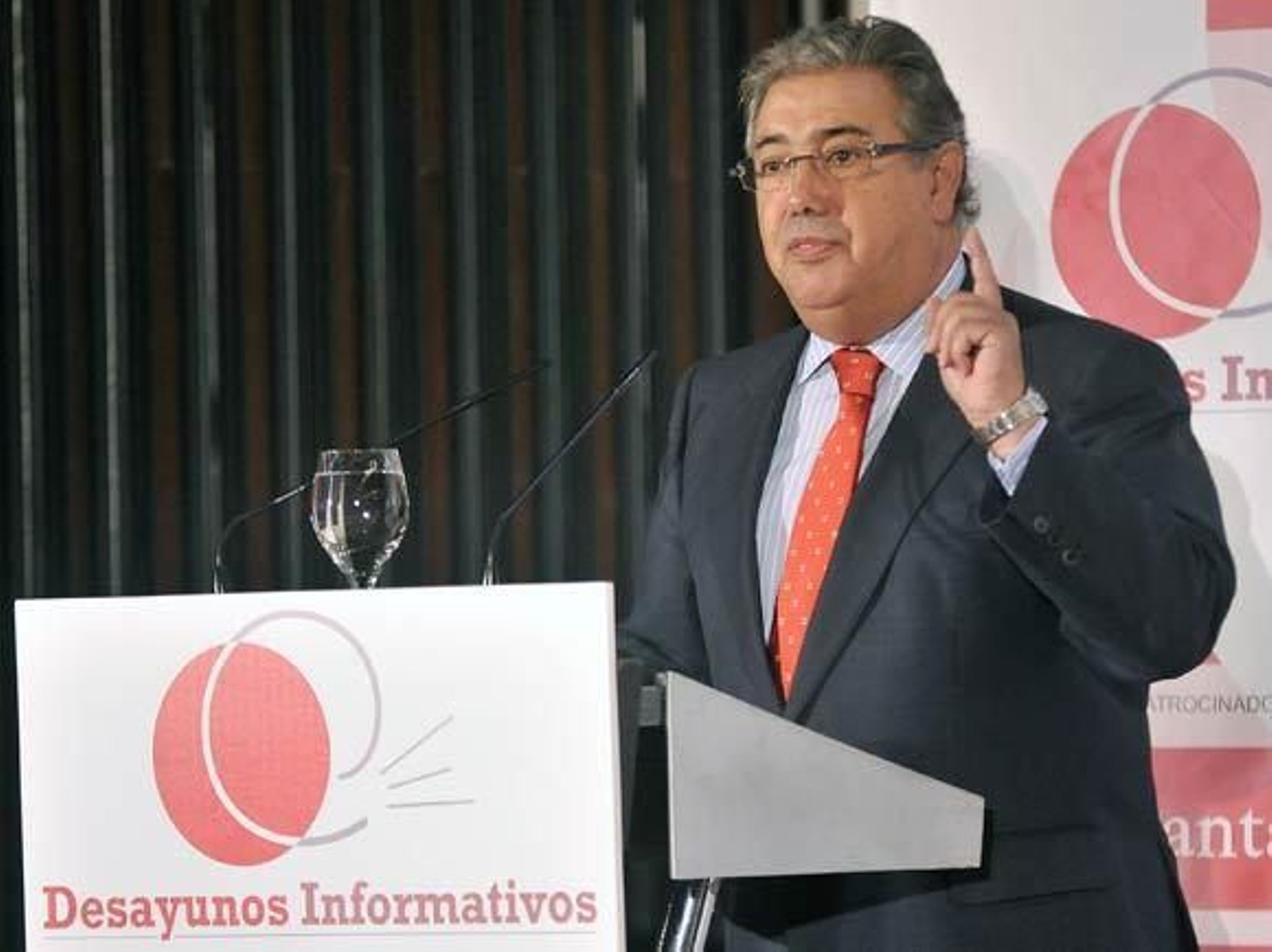 Zoido cifra en un 80% sus promesas cumplidas y dice que Sevilla funciona