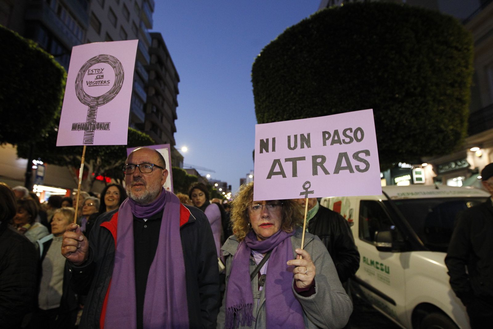 Fotogalería manifestación Día Internacional de la Mujer en Almería