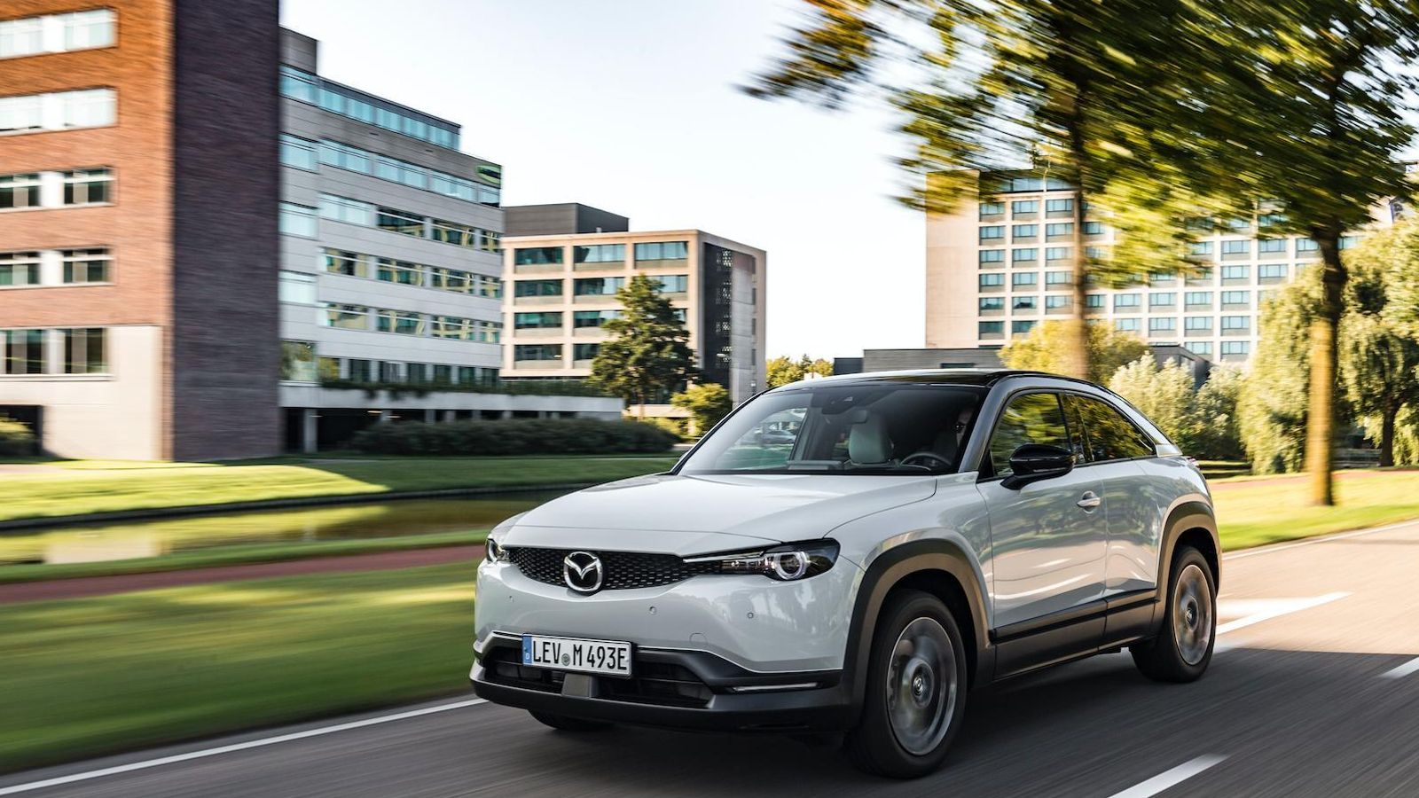 El MX-30 está concebido para adaptarse a los nuevos hábitos de movilidad urbana.